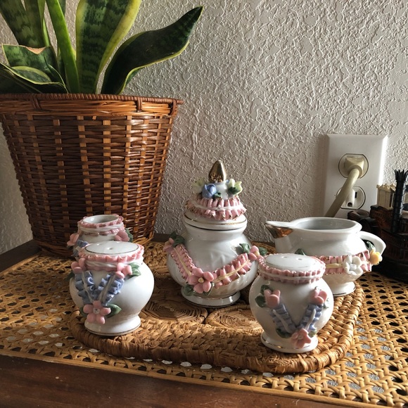 Unique Vintage Dining Vintage Rose Garden Porcelain Tabletop